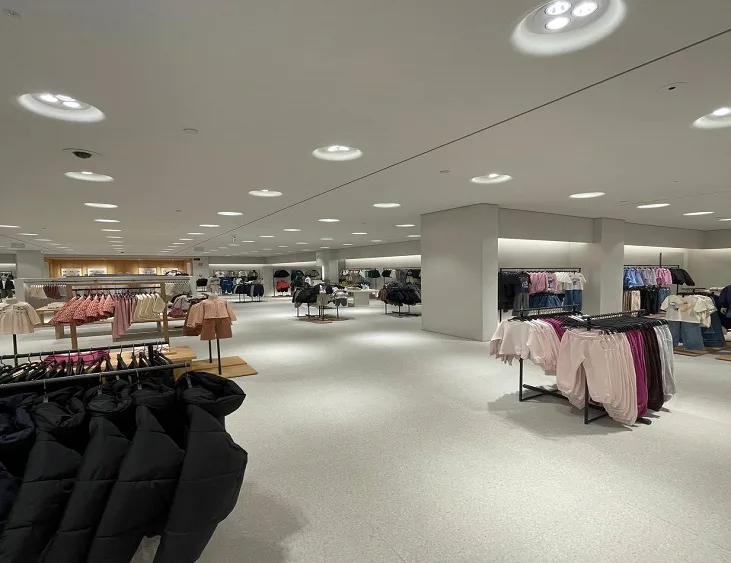 Zara Arena Plaza, Hungary (2025)